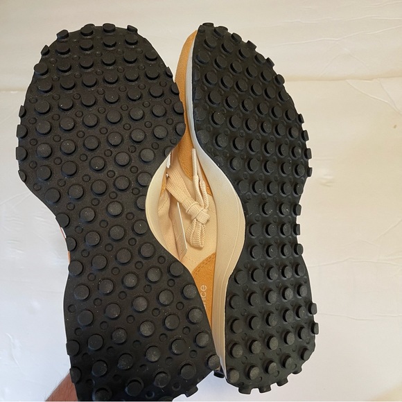 New Balance Sneakers 327 men MS327WC Size 9.5 New With Tags Macadamia - Picture 8 of 13